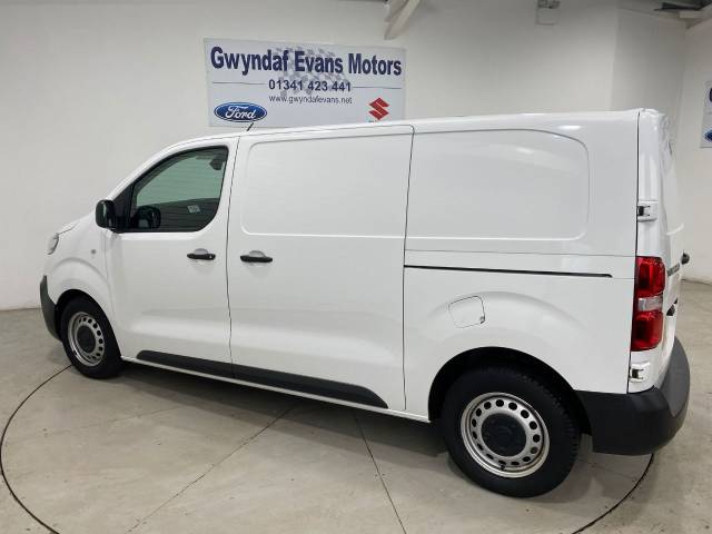 2021 Vauxhall Vivaro 2900 1.5d 100PS Dynamic H1 Van