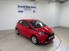 TOYOTA AYGO 2016 (16) at Gwyndaf Evans Dolgellau