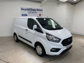 FORD TRANSIT CUSTOM 2020 (70) at Gwyndaf Evans Dolgellau