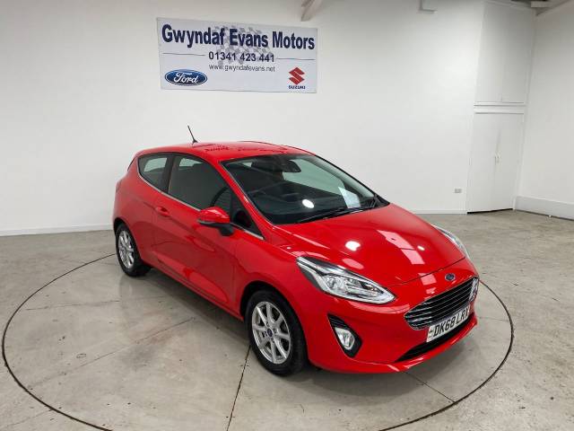 Ford Fiesta 1.1 Zetec 3dr Hatchback Petrol Red