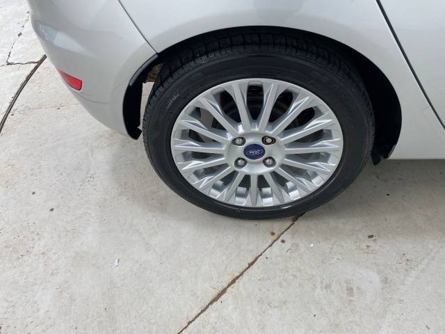 2014 Ford Fiesta 1.6 Titanium 5dr Powershift