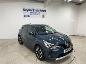 RENAULT CAPTUR 2023 (72) at Gwyndaf Evans Dolgellau