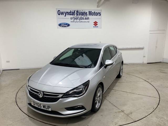 2016 Vauxhall Astra 1.6 CDTi 16V ecoFLEX SRi Nav 5dr