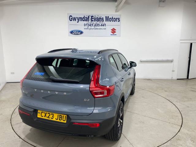 2023 Volvo XC40 2.0 B3P Plus Dark 5dr Auto