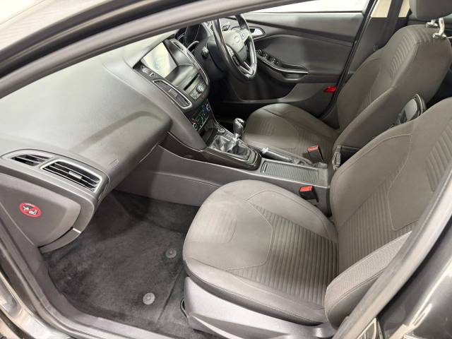 2016 Ford Focus 1.5 TDCi 120 Titanium 5dr