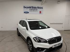 SUZUKI SX4 S CROSS at Gwyndaf Evans Dolgellau