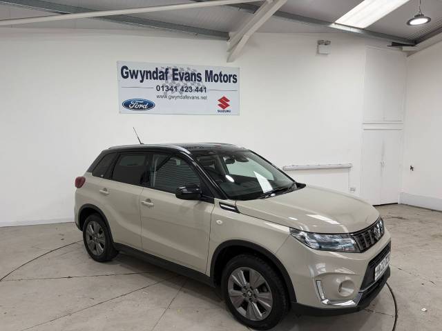 Suzuki Vitara 1.4 Boosterjet 48V Hybrid SZ-T 5dr Auto Hatchback Petrol Cream