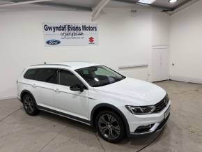 VOLKSWAGEN PASSAT ALLTRACK at Gwyndaf Evans Dolgellau