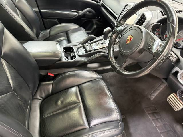 2014 Porsche Cayenne 4.1 S Diesel 5dr Tiptronic S