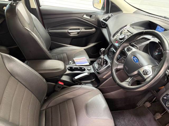 2015 Ford Kuga 2.0 TDCi 150 Titanium 5dr 2WD