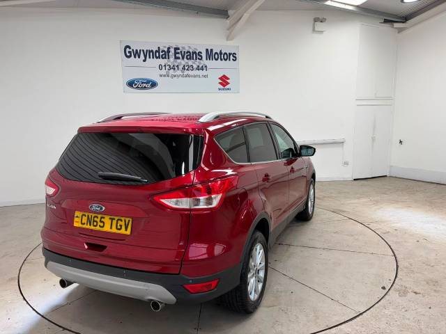 2015 Ford Kuga 2.0 TDCi 150 Titanium 5dr 2WD