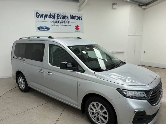 Ford Grand Tourneo Connect 1.5 EcoBoost Titanium 5dr Auto [7 Seat] MPV Petrol Silver