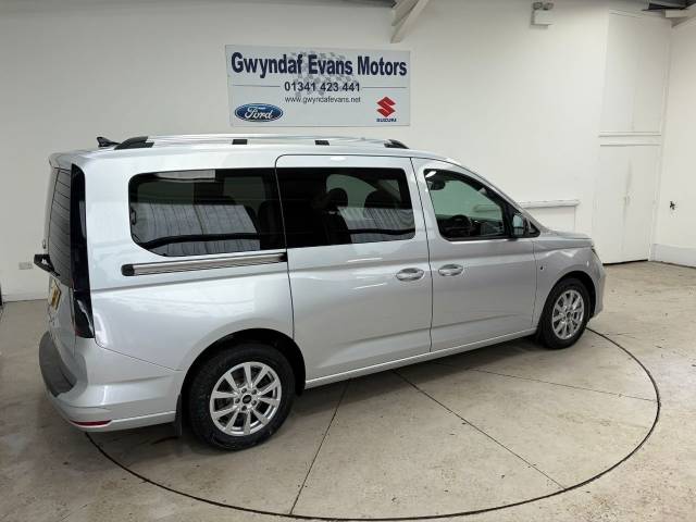 2022 Ford Grand Tourneo Connect 1.5 EcoBoost Titanium 5dr Auto [7 Seat]