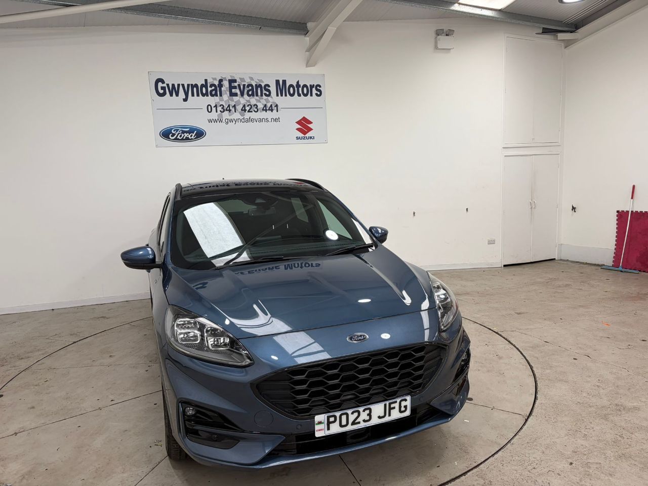 2023 Ford Kuga
