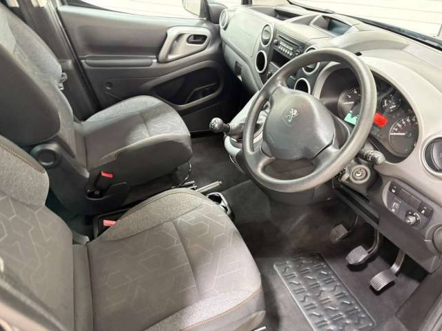 2017 Peugeot Partner Tepee 1.6 BlueHDi 75 Active 5dr
