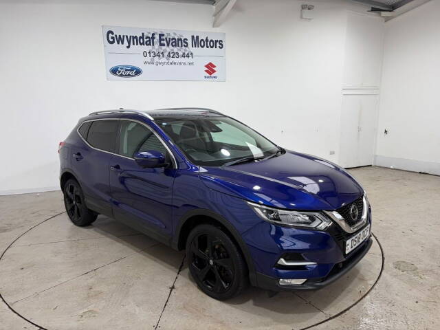 Nissan Qashqai 1.5 dCi Tekna 5dr Hatchback Diesel Blue